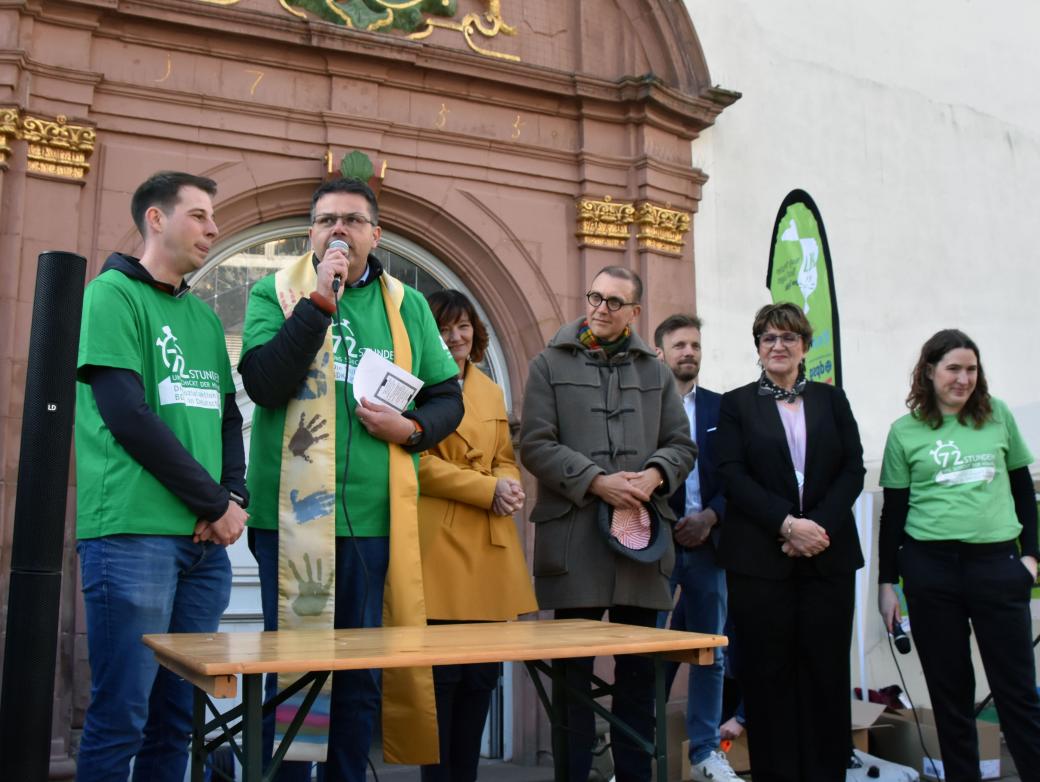 Das Bild zeigt eine Aktionsgruppe bei der 72 Stunden Aktion