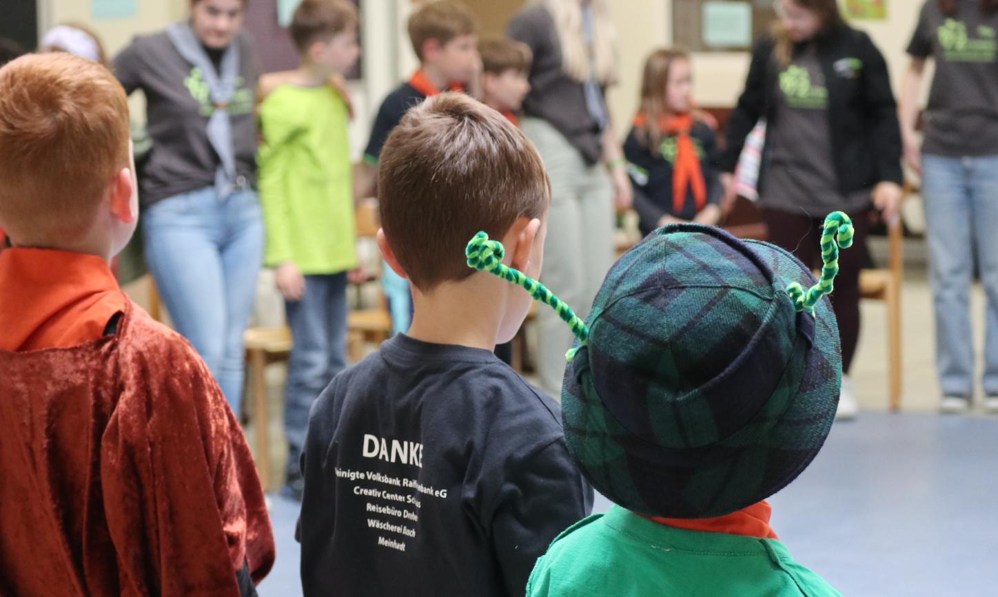 Das Bild zeigt eine Aktionsgruppe bei der 72 Stunden Aktion