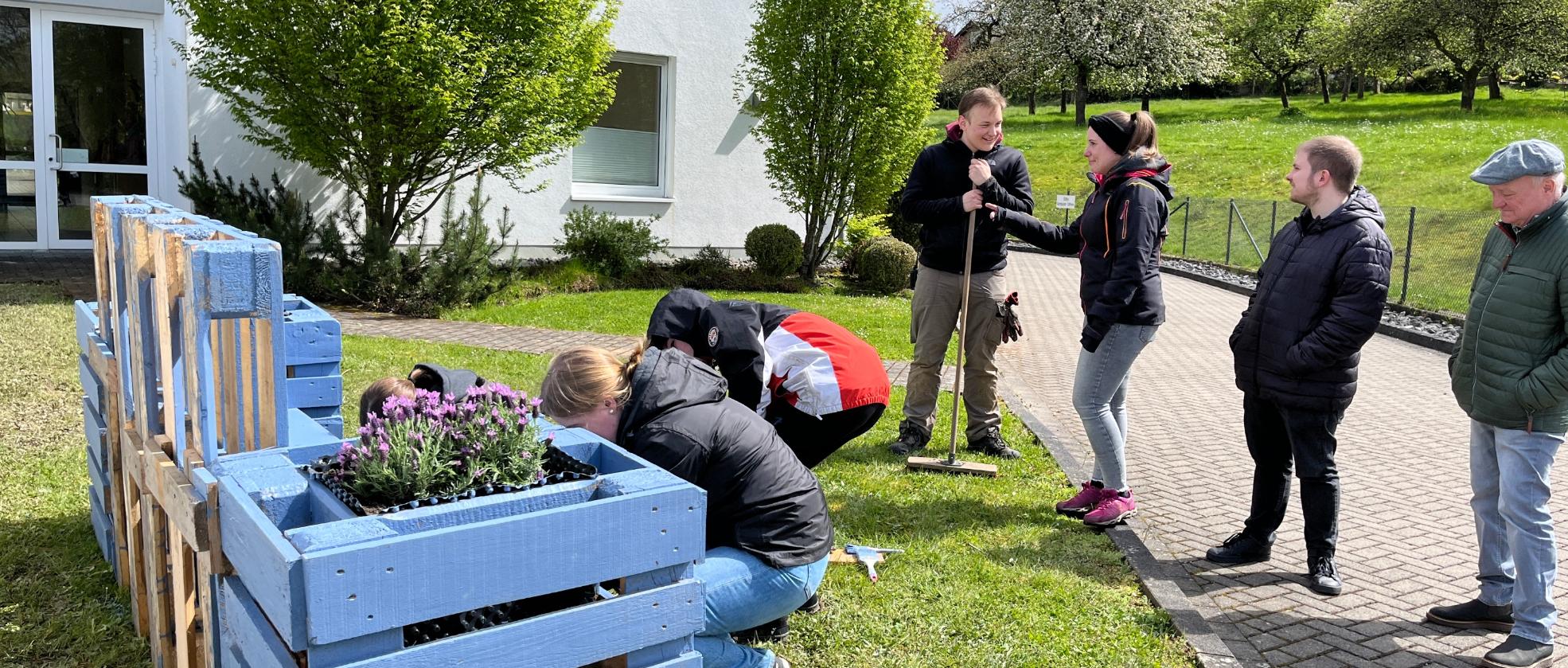 Das Bild zeigt eine Aktionsgruppe bei der 72 Stunden Aktion