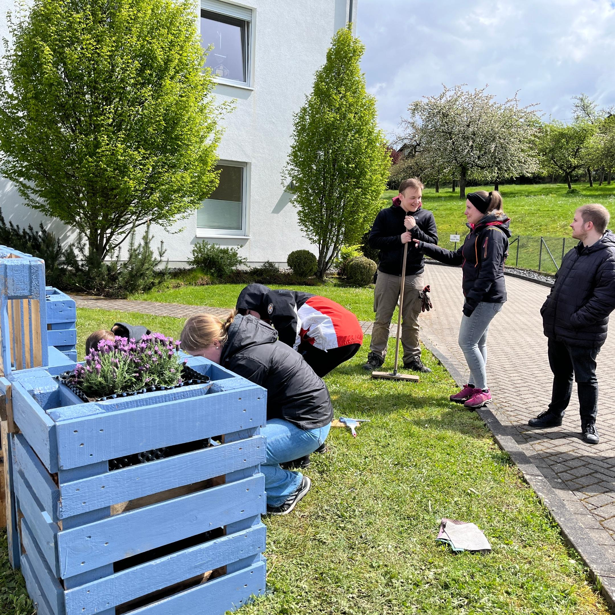Das Bild zeigt eine Aktionsgruppe bei der 72 Stunden Aktion