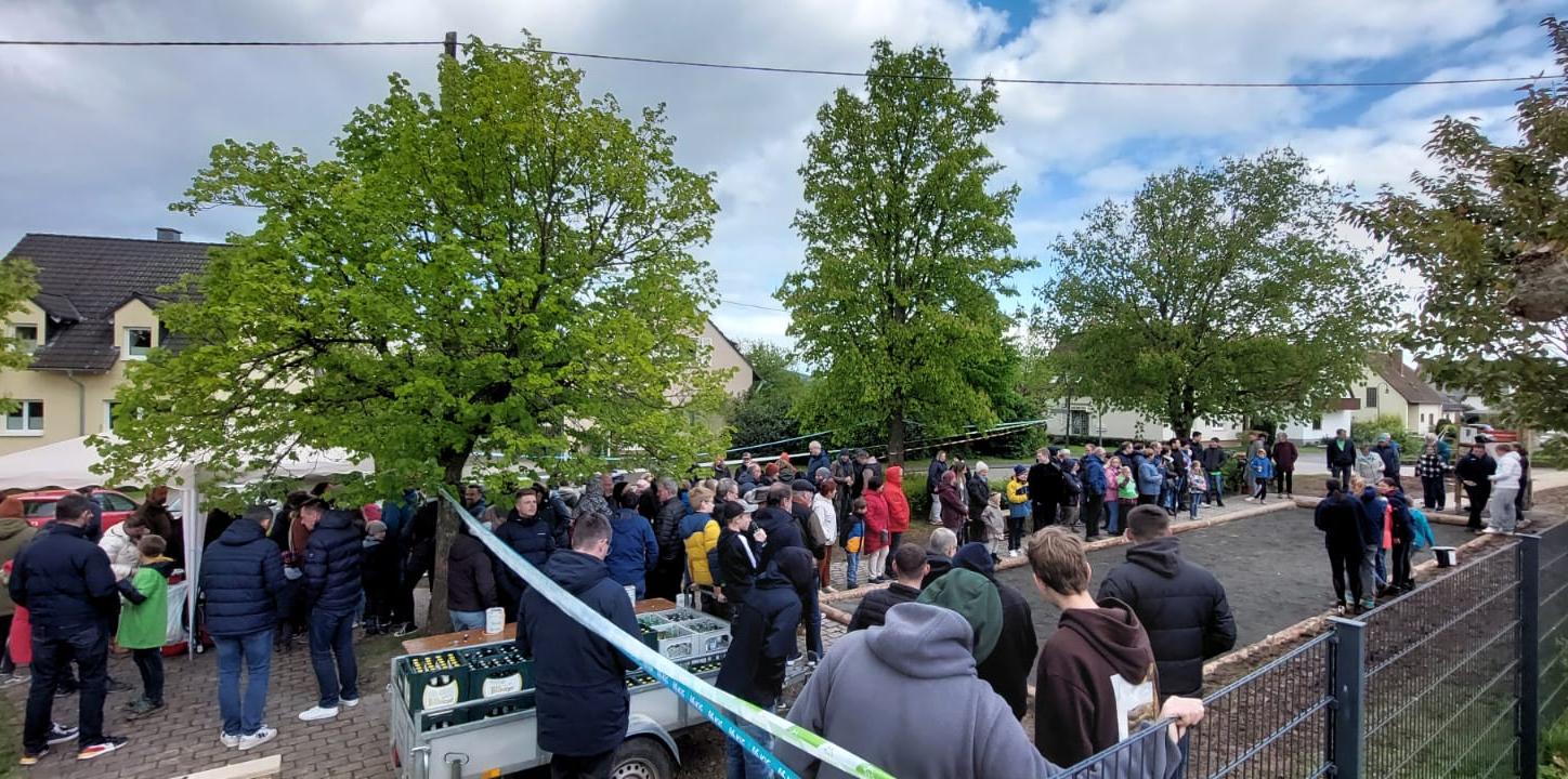 Das Bild zeigt eine Aktionsgruppe bei der 72 Stunden Aktion