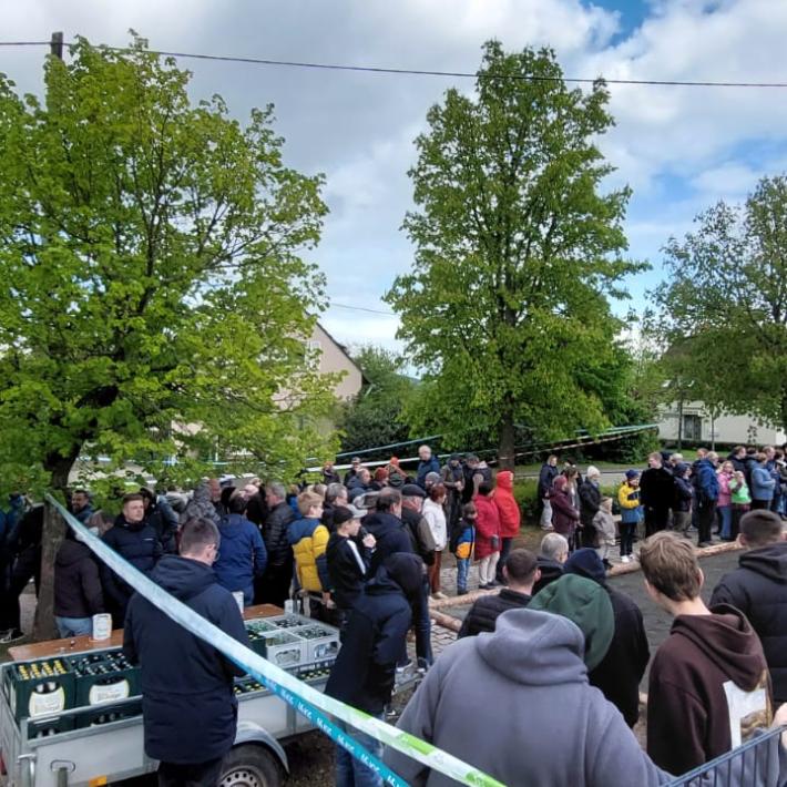 Das Bild zeigt eine Aktionsgruppe bei der 72 Stunden Aktion