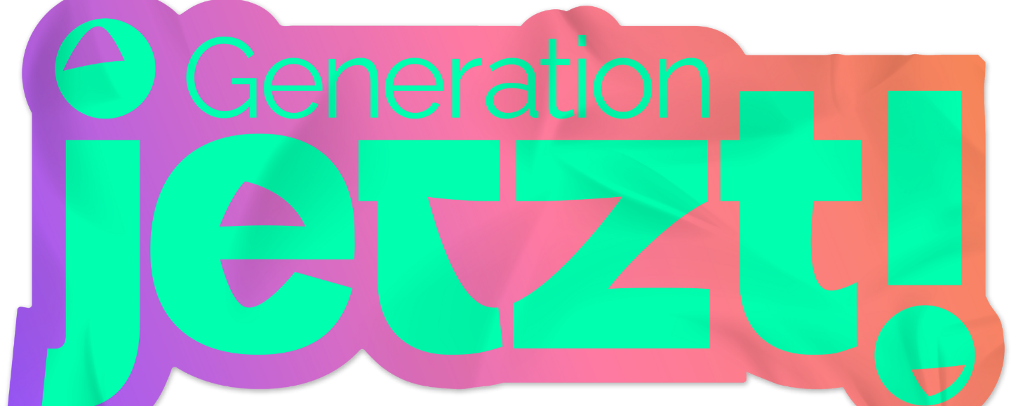 Das Bild zeigt das Logo der Kampagne Generation Jetzt! in Rheinland-Pfalz. In grüner Schrift steht Generation Jetzt! auf einem lila roten Hintergrund.