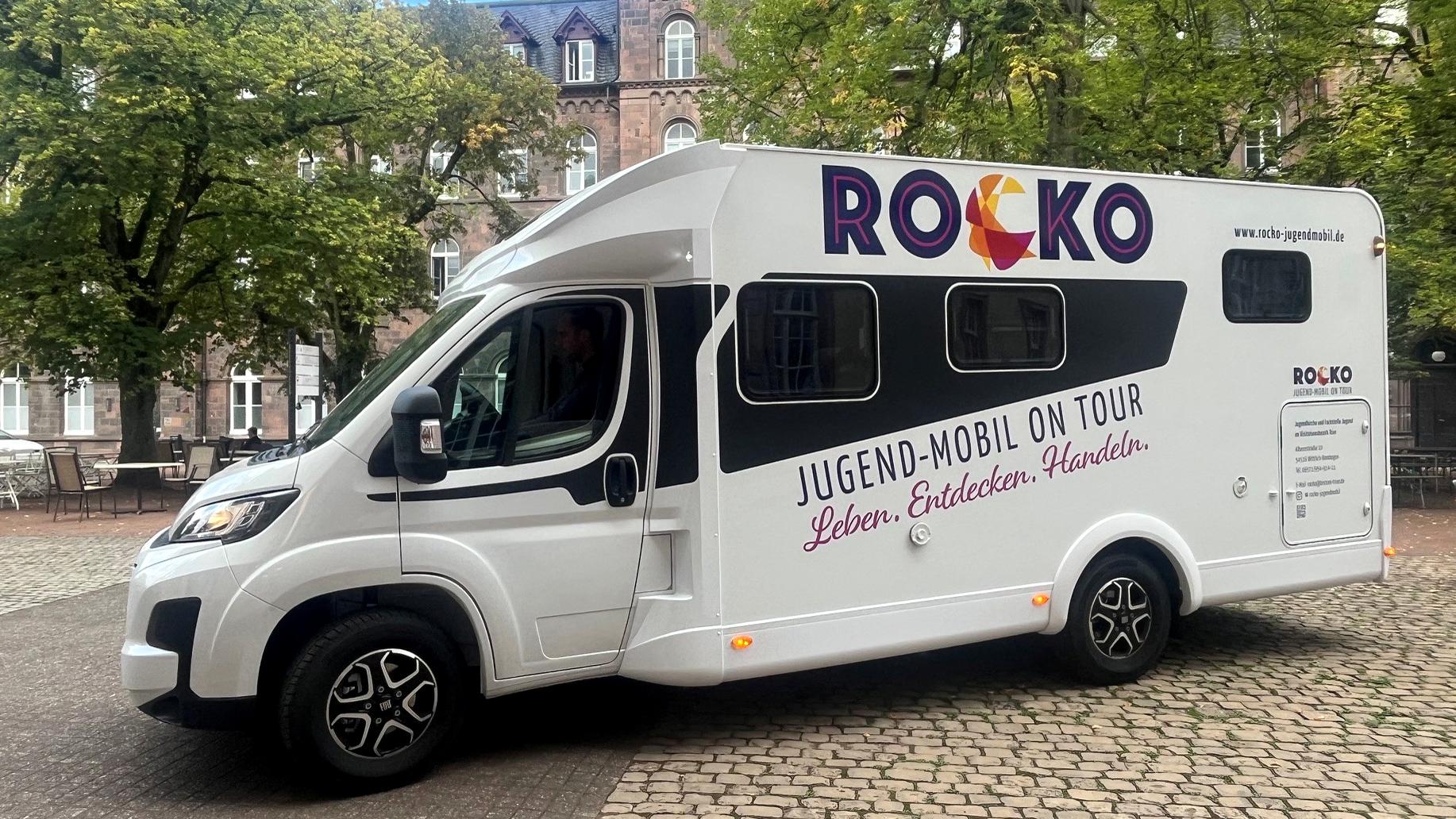 ROCKO ist ein umgebauter FIAT Ducato, der bald durch die ländlichen Regionen des Visitationsbezirks Trier rollen soll